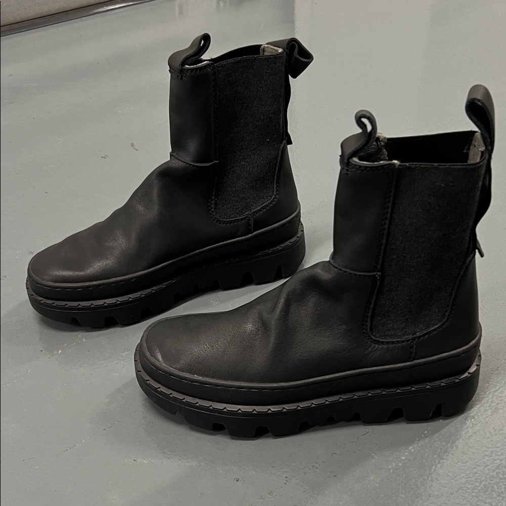 Black Ankle Boots for Women